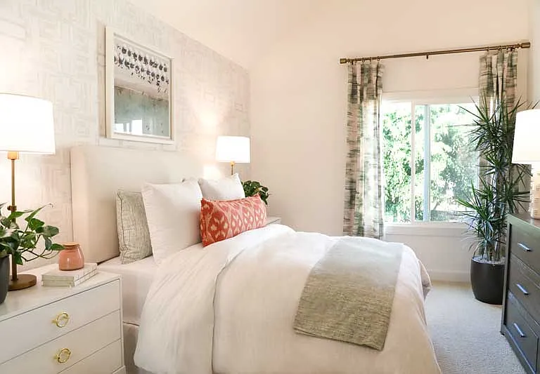 Promontory Point Apartment Homes — Photo 29