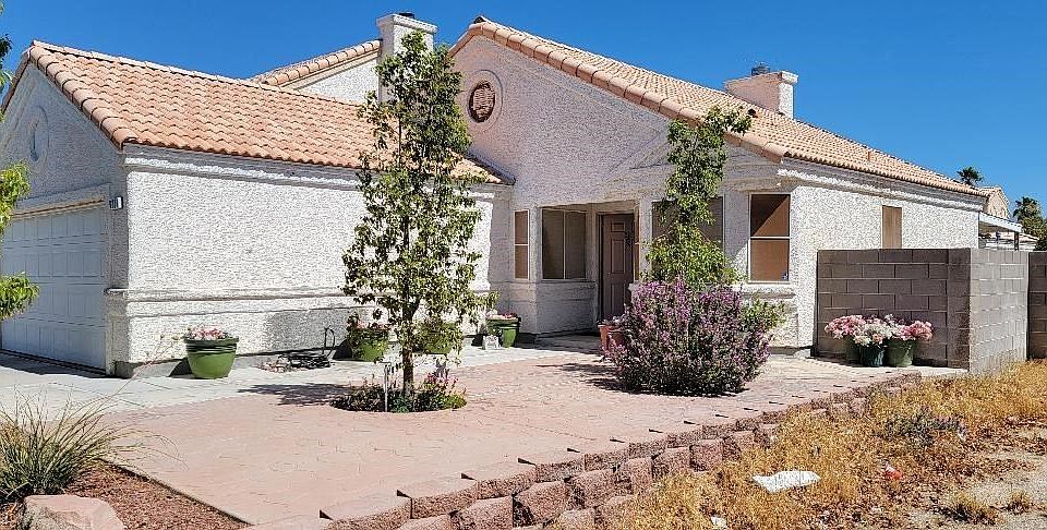 1st image of 6372 Canyon Dawn Ave