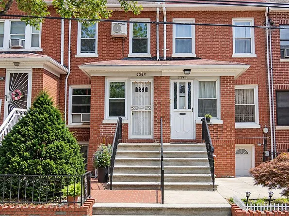 1245 79th St, Brooklyn, NY 11228