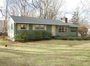 26 Clearview Ave, Danbury, CT 06811