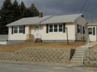 17 Blanchette St, Lewiston, ME 04240