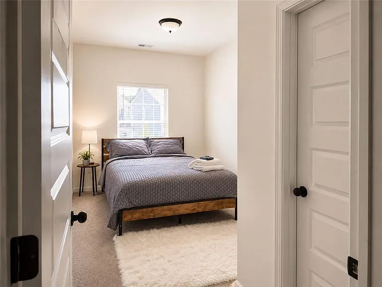 2308 Hastings Manor Ln — Photo 16