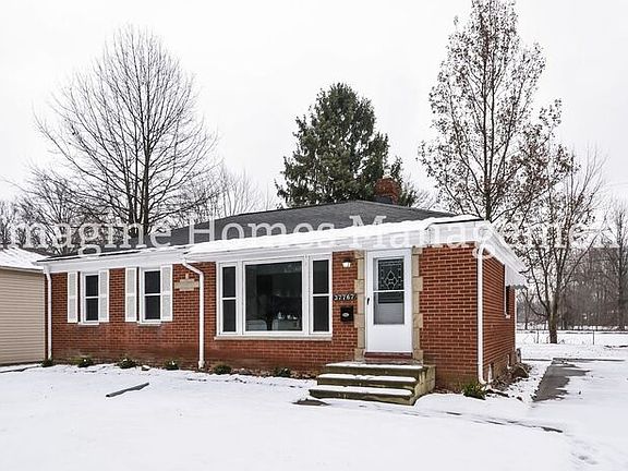 3rd image of 37767 Lake Dr