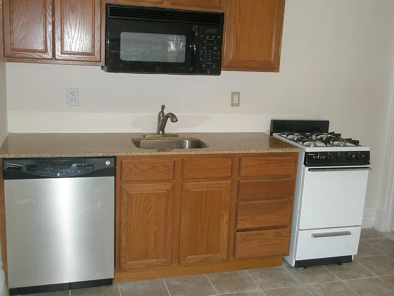 190 Culver Rd #2 — Photo 2