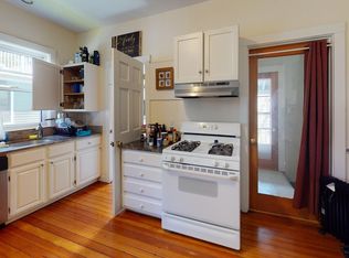 96 Columbia St #22, Brookline, MA 02446