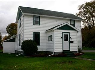 29 Walnut St, Warren, PA 16365