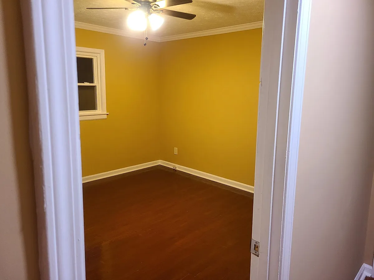 Building Photo - 3126 Wesley Chapel Rd