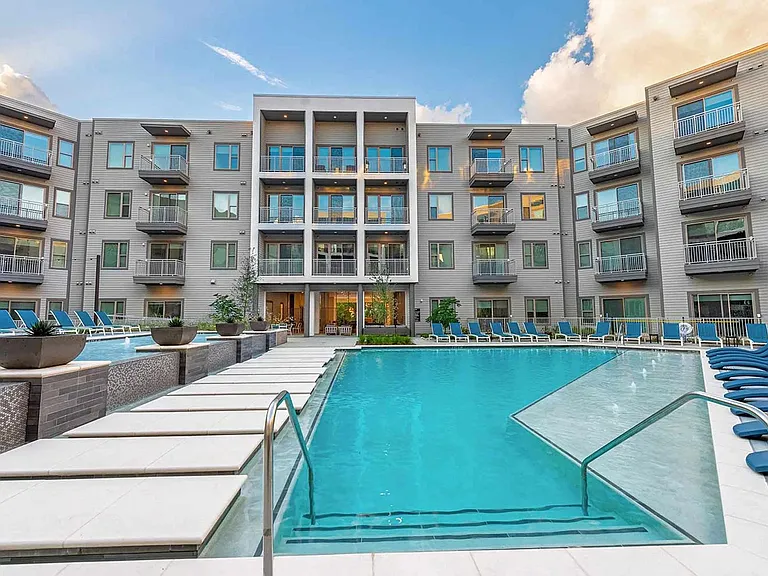 The amenity offering of Windsor Preston has been tailored to serve all of your daily lifestyle needs.