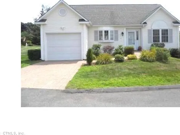 2 Dairy Farm Rd, Portland, CT 06480