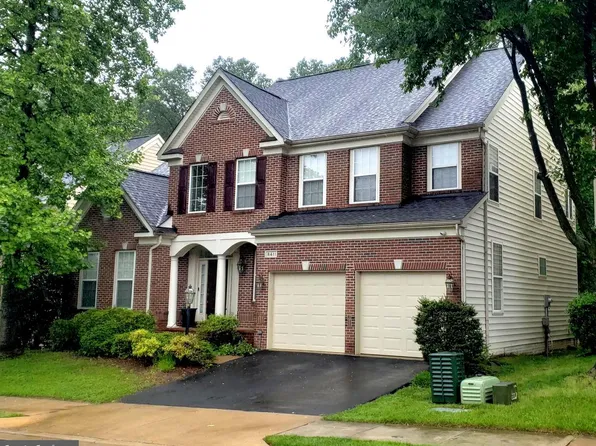 8411 Whitehaven Ct, Lorton, VA 22079