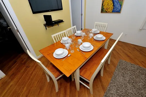 Rented by Eisenberg Exclusives | media 7