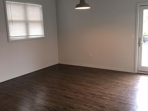 3rd image of 2500 N Clybourn Ave APT 308