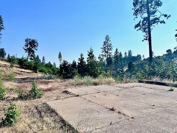 3rd image of 1975 Stearns Rd #10