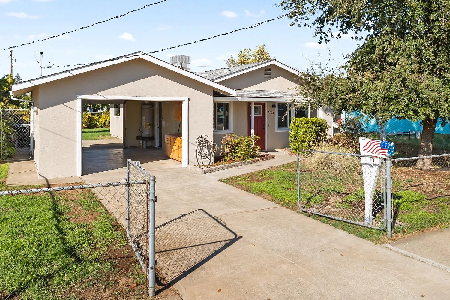 1106 Circuit Dr photo 1