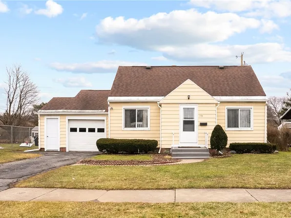 930 Armory Dr, Utica, NY 13501
