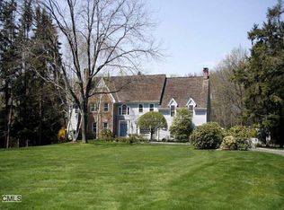 573 Middlesex Rd, Darien, CT 06820