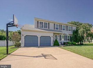 441 Azure Ln, Glassboro, NJ 08028
