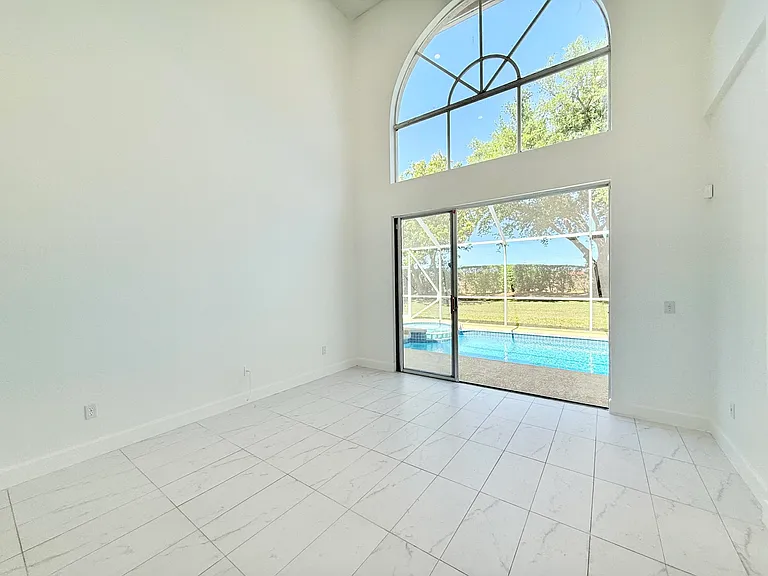 10875 Old Bridgeport Ln — Photo 24