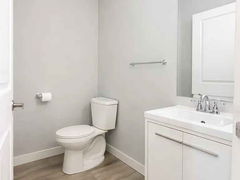 2053 Lanark Ct — Photo 7