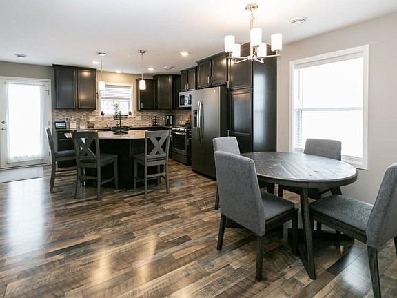 5th image of 19508 Tamarack Pt