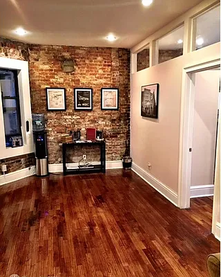 Rented by Compass | media 18