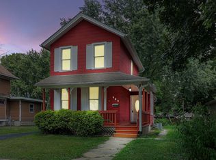 528 5th St, Aurora, IL 60505