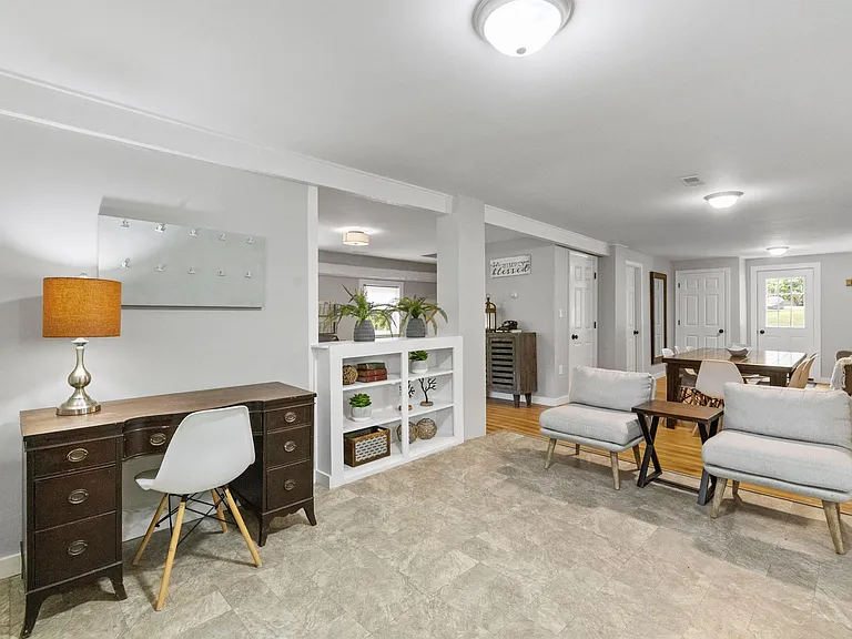 31 Water St #1 — Photo 4