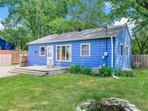 5895 Quebec Ave N, Crystal, MN 55428