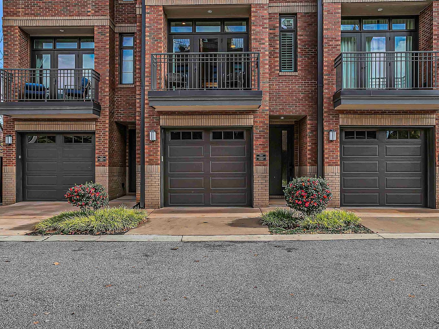 marmaid.no.1 1027 S Main St, Greenville, SC 29601 | Zillow