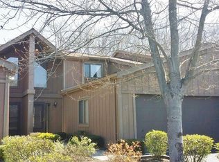632 Cherry Park Oval, Aurora, OH