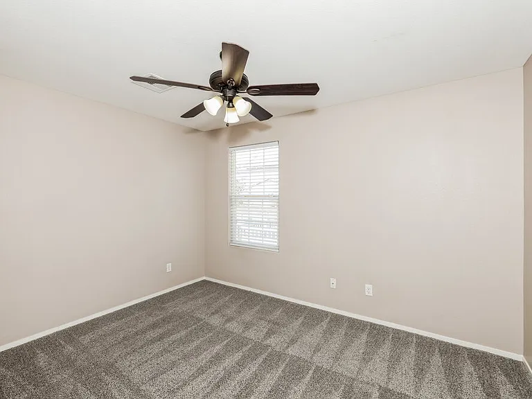 967 Wembly Hills Pl — Photo 14