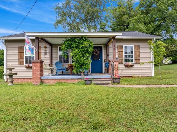 112 Hillcrest Street, Jonesville, NC 28642