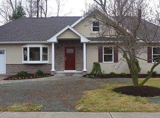 349 Howland Ave, River Edge, NJ 07661