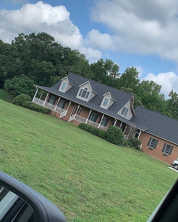 2nd image of 460 Woodland Way