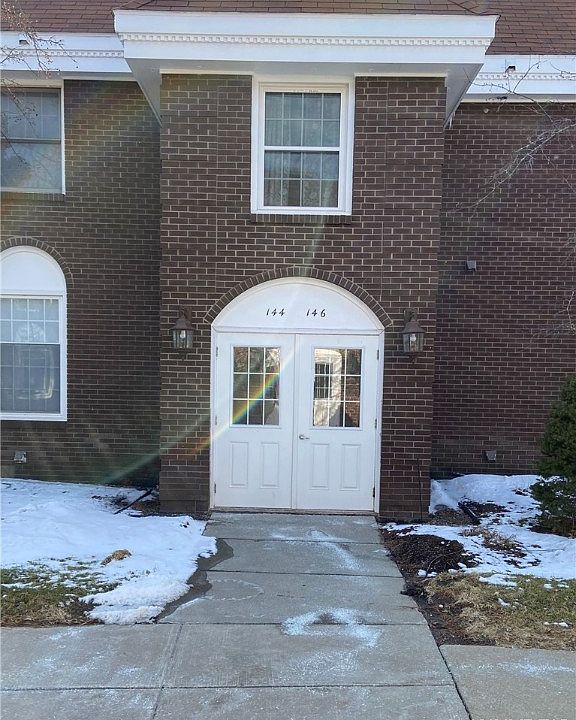 144 Charter Oaks Dr A, Amherst, NY 14228 Zillow