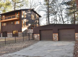 6381 Tanglewood Rd, Terre Haute, IN 47802