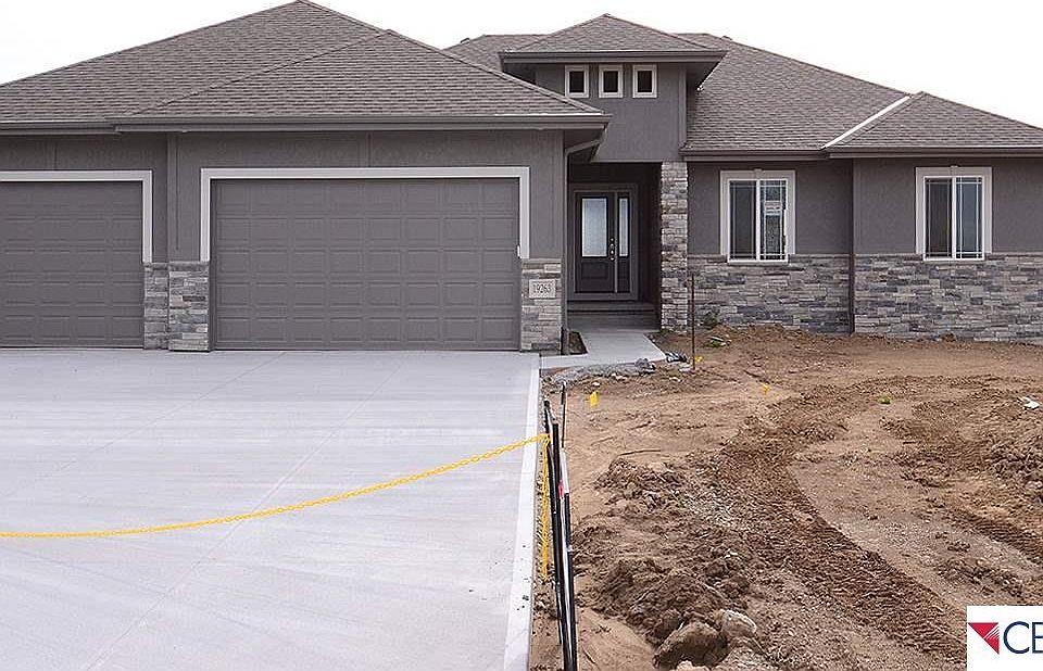 1st image of 19263 Robin Dr