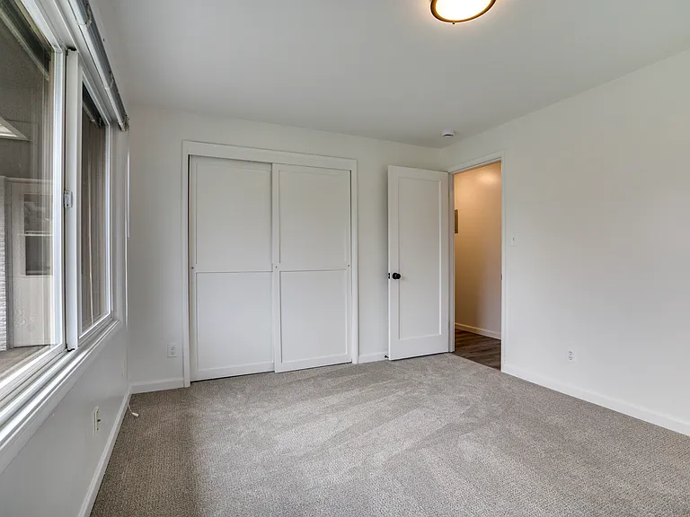 1416 N Cedar St — Photo 21