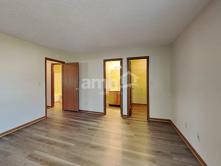 6470 Hazelhatch Dr — Photo 10