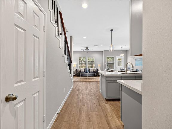 4th image of 17144 Wilthorne Colony Ct