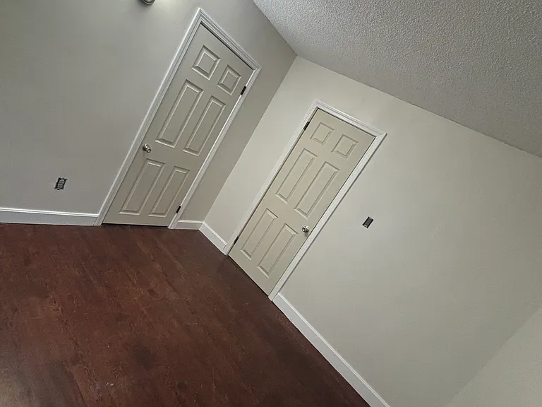 91 E Main St #1 — Photo 2