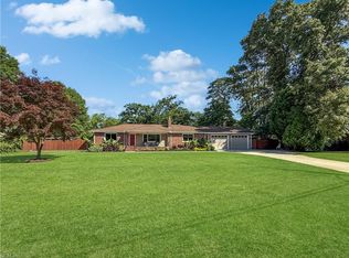 5221 Sweetbriar Cir, Portsmouth, VA 23703