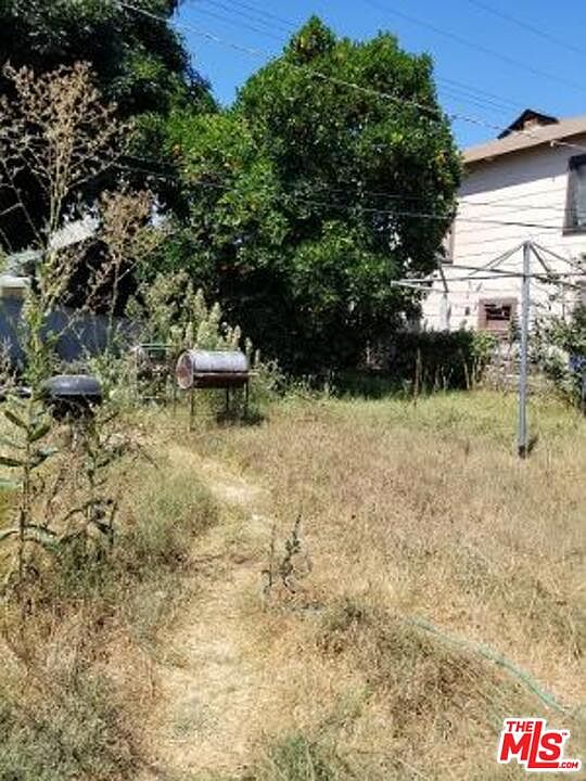 2nd image of 4025 La Salle Ave