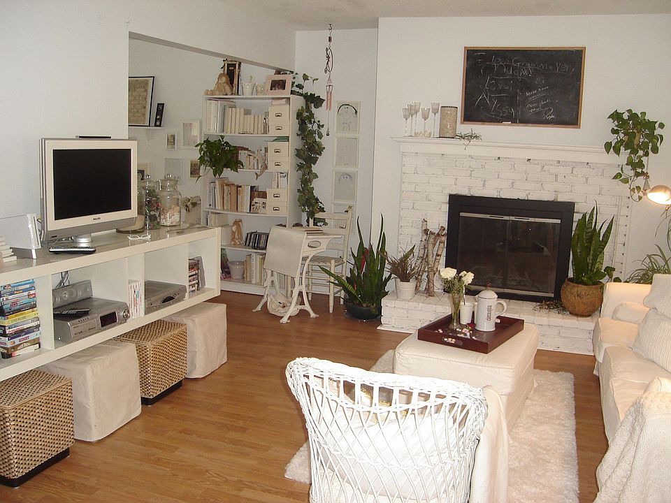 Living Room w/ fireplace