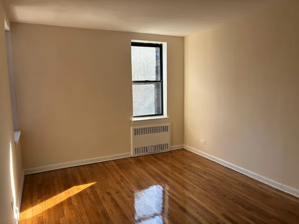 (undisclosed Address), Jamaica, NY 11435