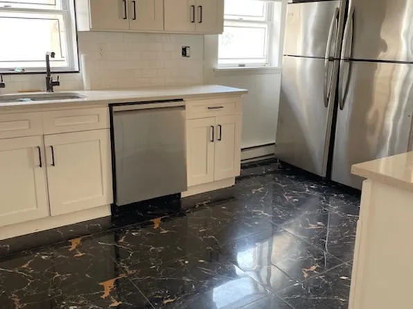 3557 Bedford Avenue image 16 of 18