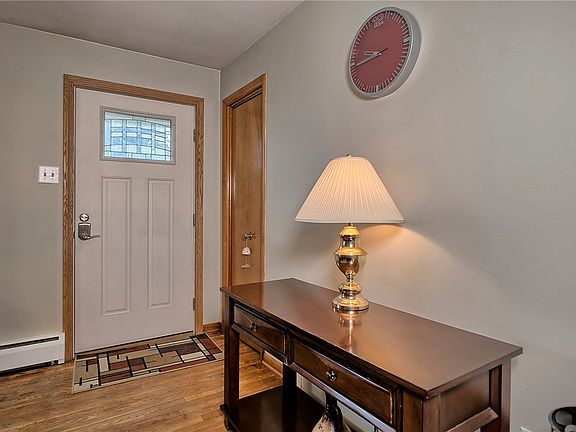 4th image of 1119 Church St
