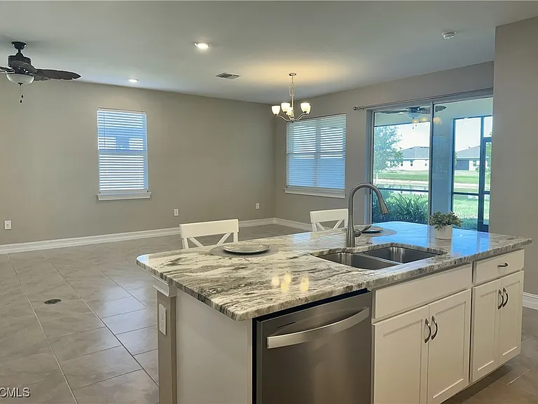 1401 Remington Trace Dr — Photo 11