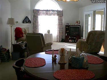 3rd image of 1801 Timberline Dr