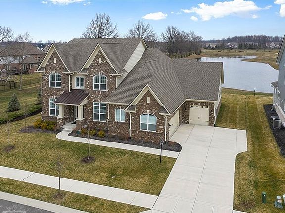 2nd image of 3496 Yancey Pl